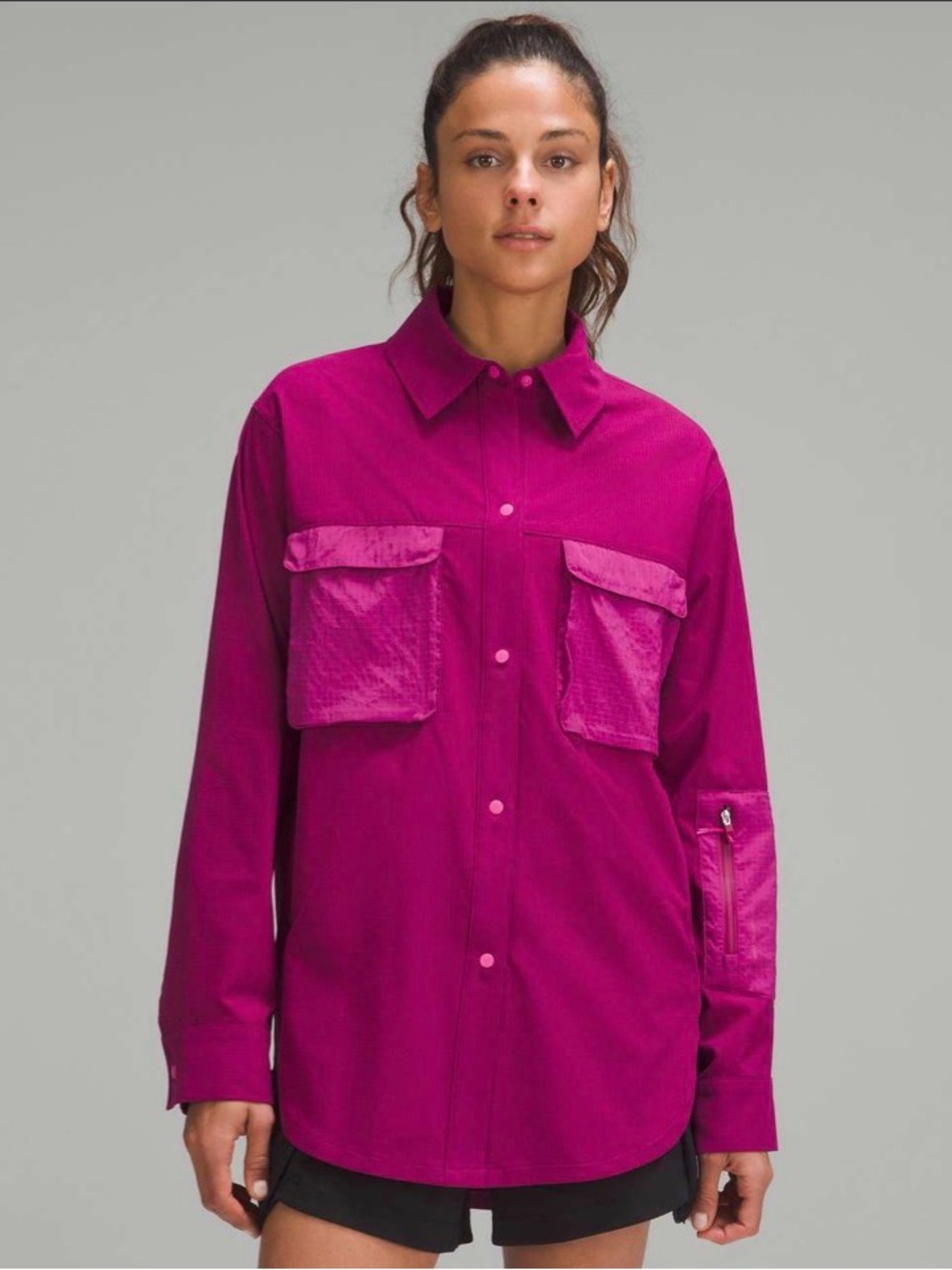 Lululemon WovenAir Hiking Overshirt
Magenta Purple